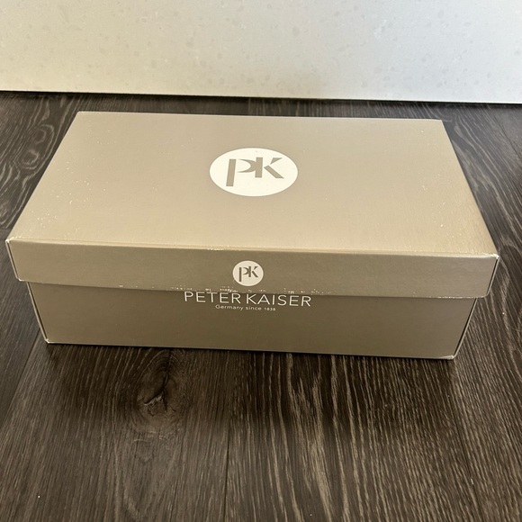 Peter Kaiser Catiana Shimmer Flat - Picture 8 of 8